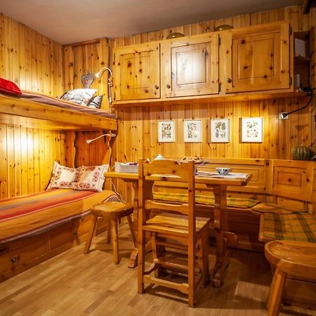 Casa-Chalet, In Centro A Courmayeur! Kültér fotó