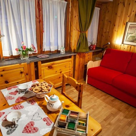 Casa-Chalet, In Centro A Courmayeur! Kültér fotó