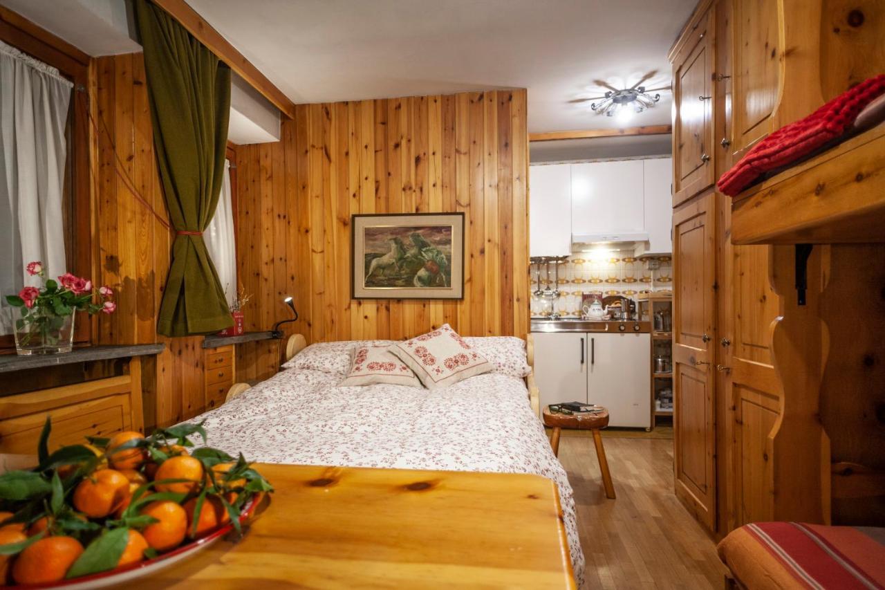 Casa-Chalet, In Centro A Courmayeur! Kültér fotó
