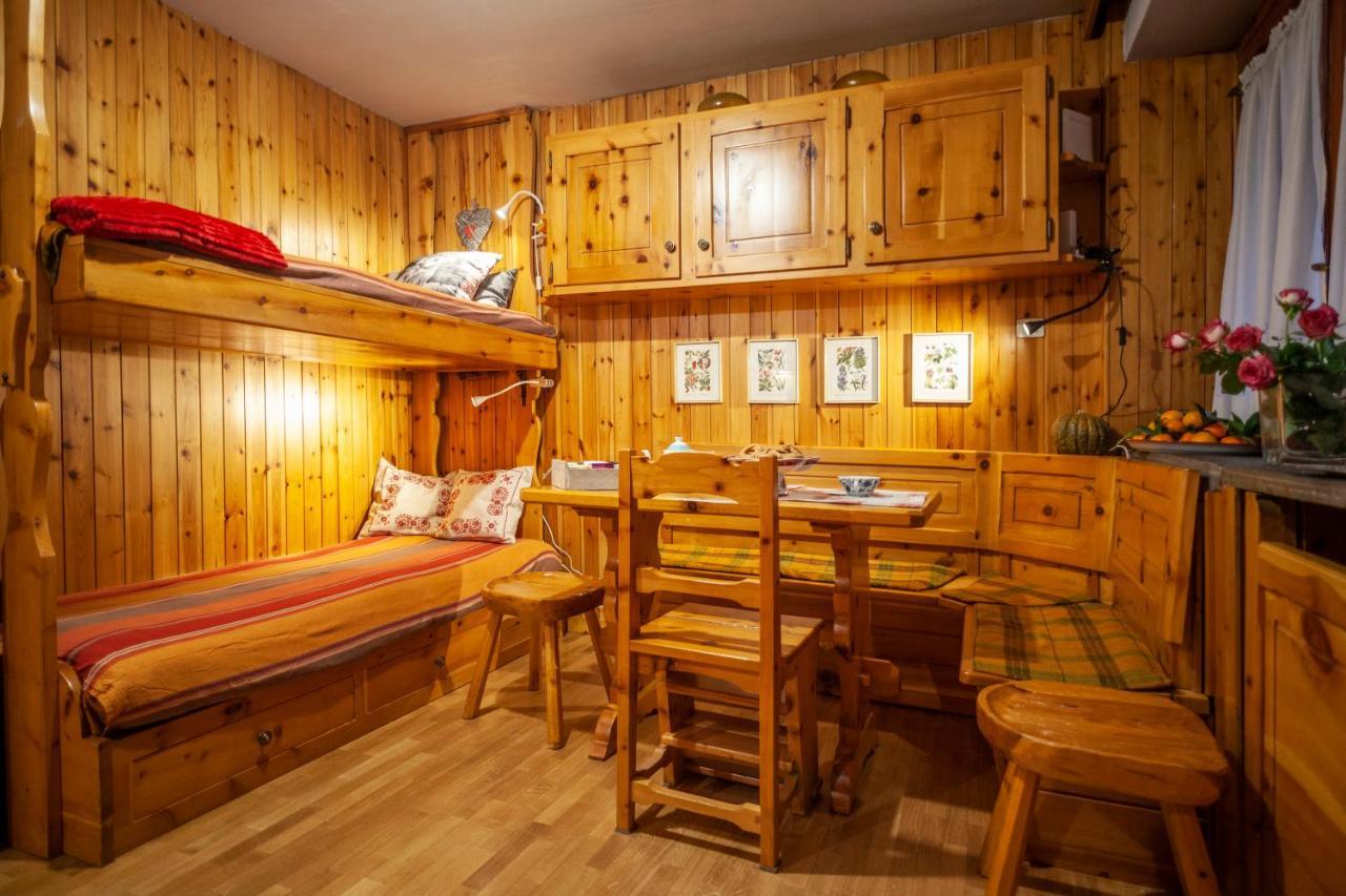 Casa-Chalet, In Centro A Courmayeur! Kültér fotó