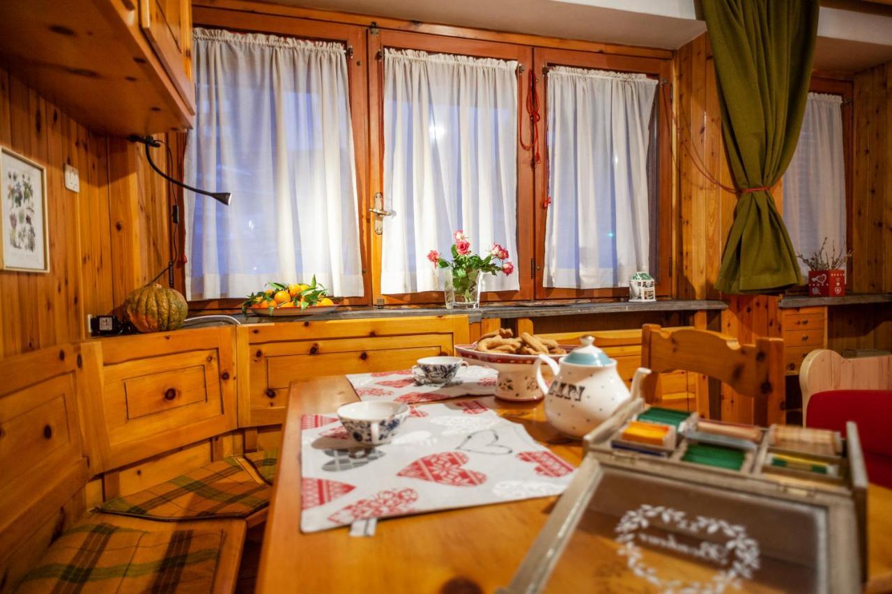 Casa-Chalet, In Centro A Courmayeur! Kültér fotó