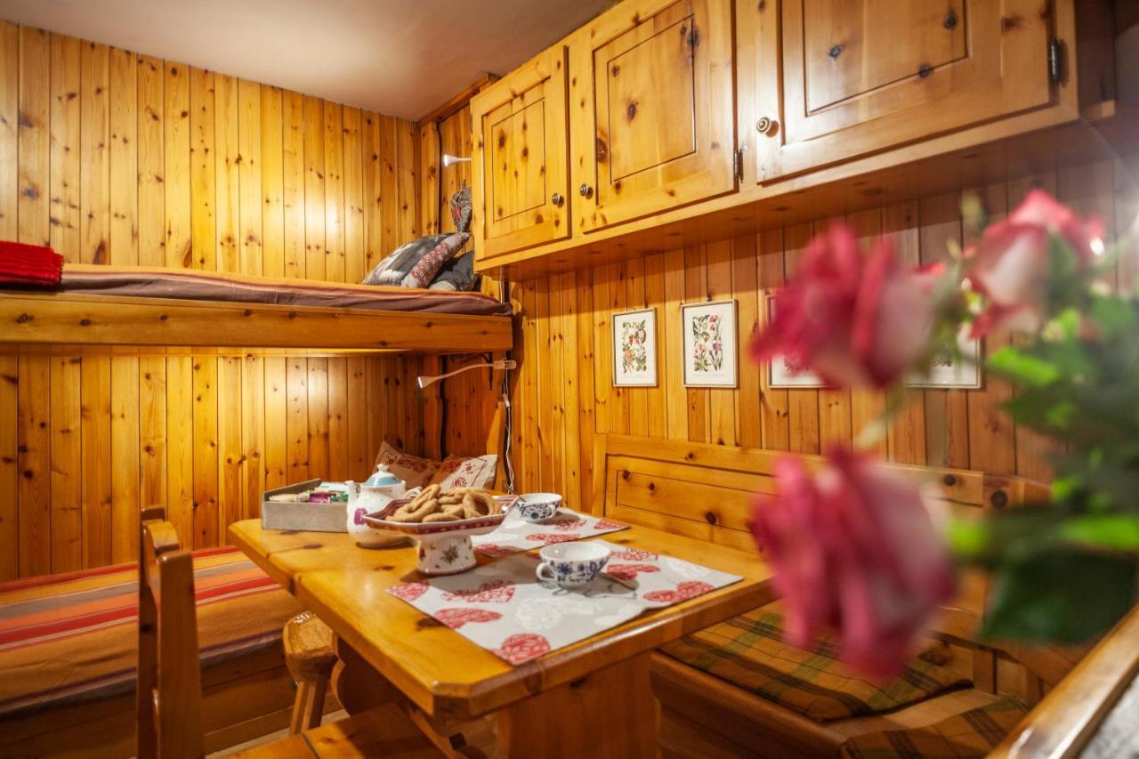 Casa-Chalet, In Centro A Courmayeur! Kültér fotó