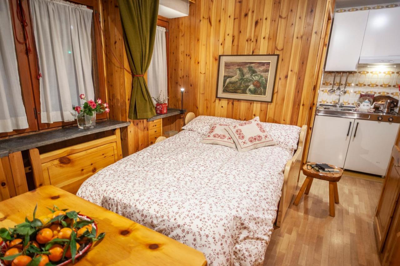 Casa-Chalet, In Centro A Courmayeur! Kültér fotó